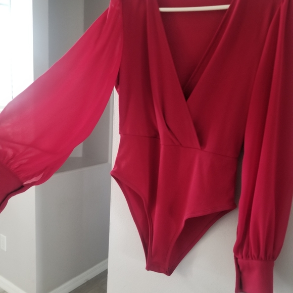 Red bodysuit. - Picture 2 of 4